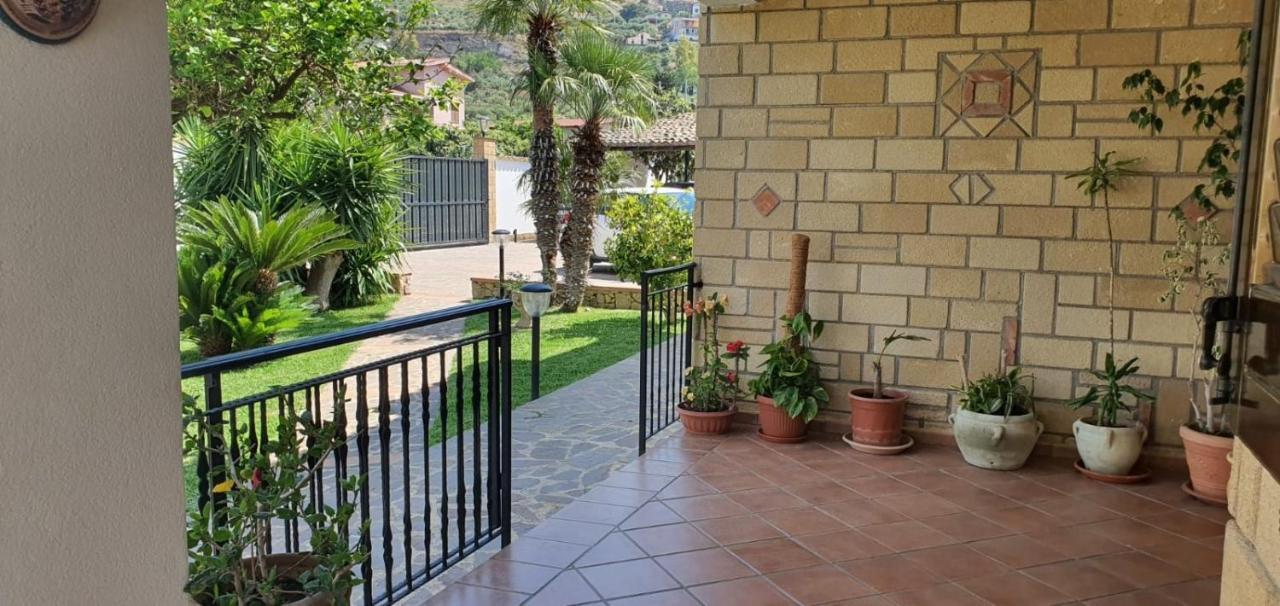 Villa Marianna Con Piscina Privata Ampi Spazi Esterni E Wifi Free 트라비아 외부 사진
