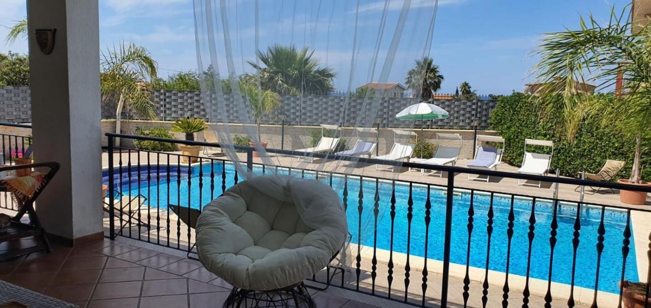 Villa Marianna Con Piscina Privata Ampi Spazi Esterni E Wifi Free 트라비아 외부 사진