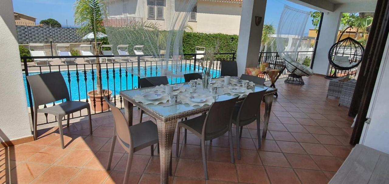 Villa Marianna Con Piscina Privata Ampi Spazi Esterni E Wifi Free 트라비아 외부 사진