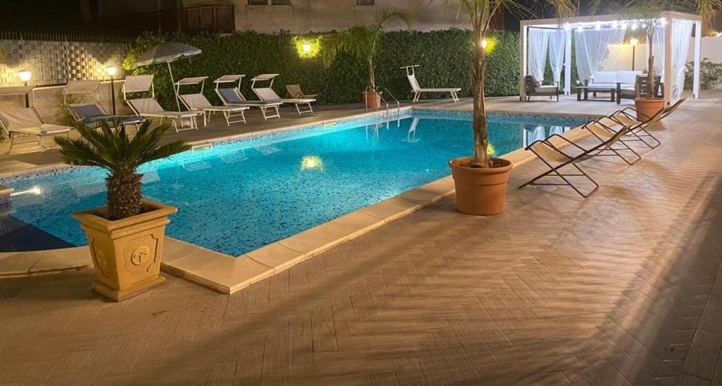 Villa Marianna Con Piscina Privata Ampi Spazi Esterni E Wifi Free 트라비아 외부 사진